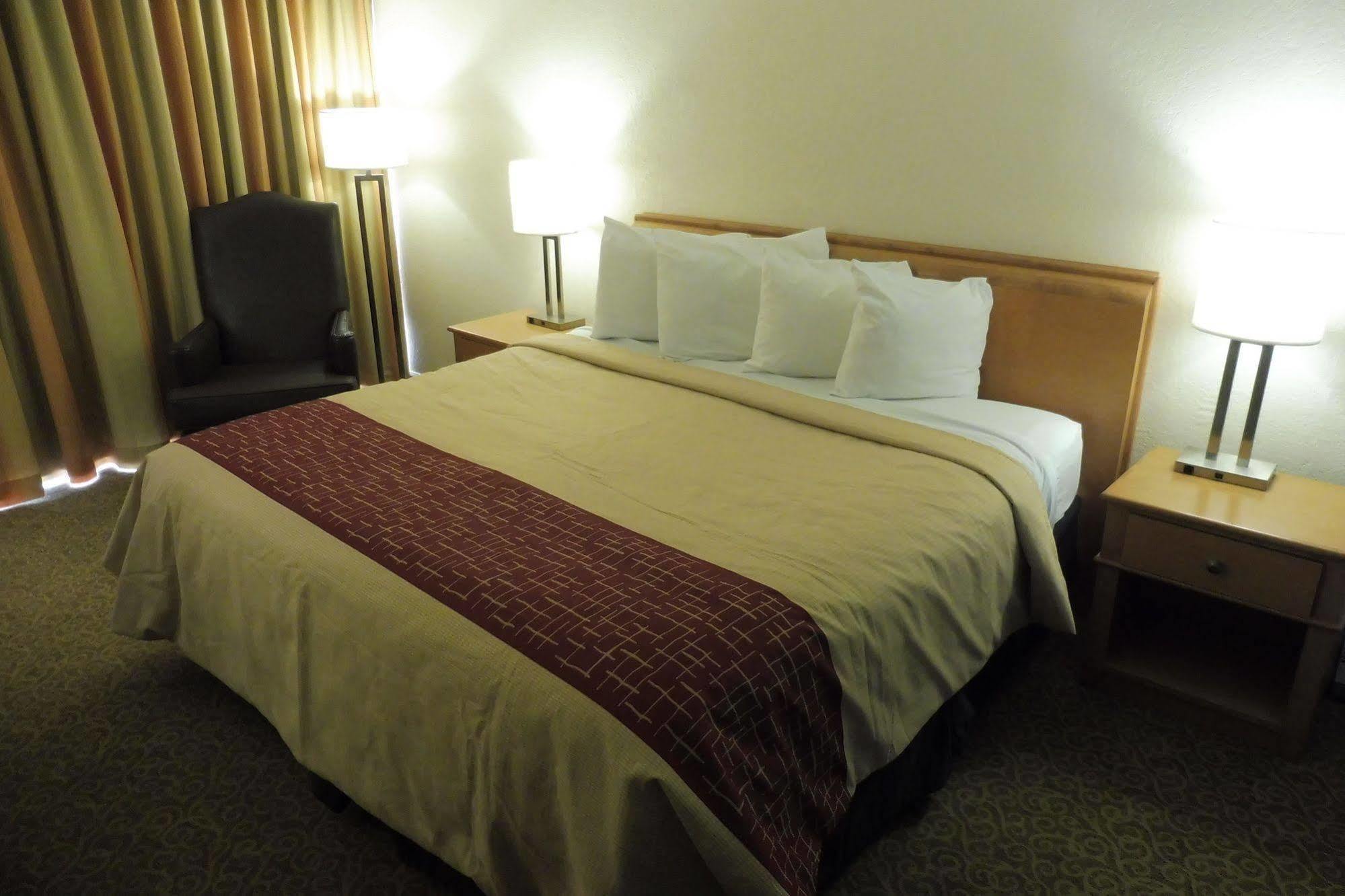Days Inn by Wyndham Neptune Beach Jacksonville Beach Exterior foto